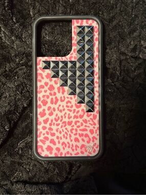 Wildflower Pink Meow Stud iPhone 16 Pro Max Case